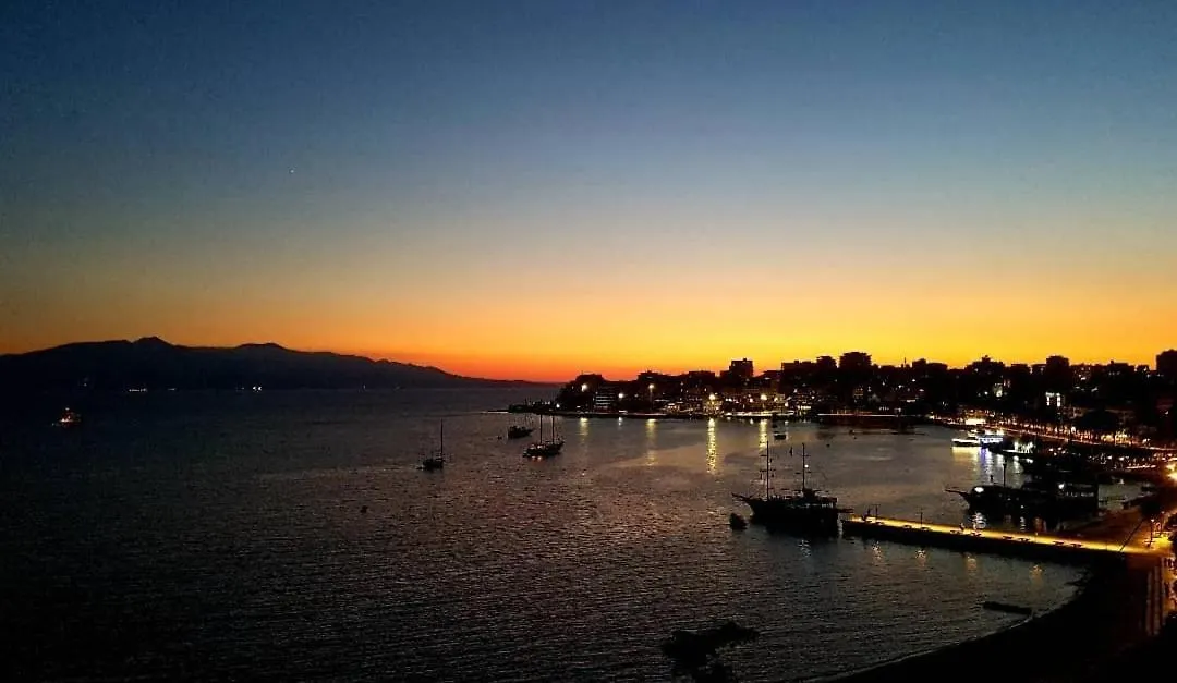 Genci Seaview Apartaments@AlbaResidence Sarandë